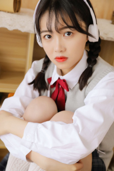 姐姐真漂亮高清中文